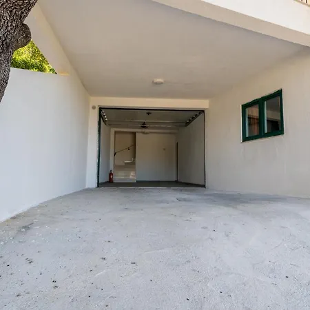 Gabriel 4* Makarska